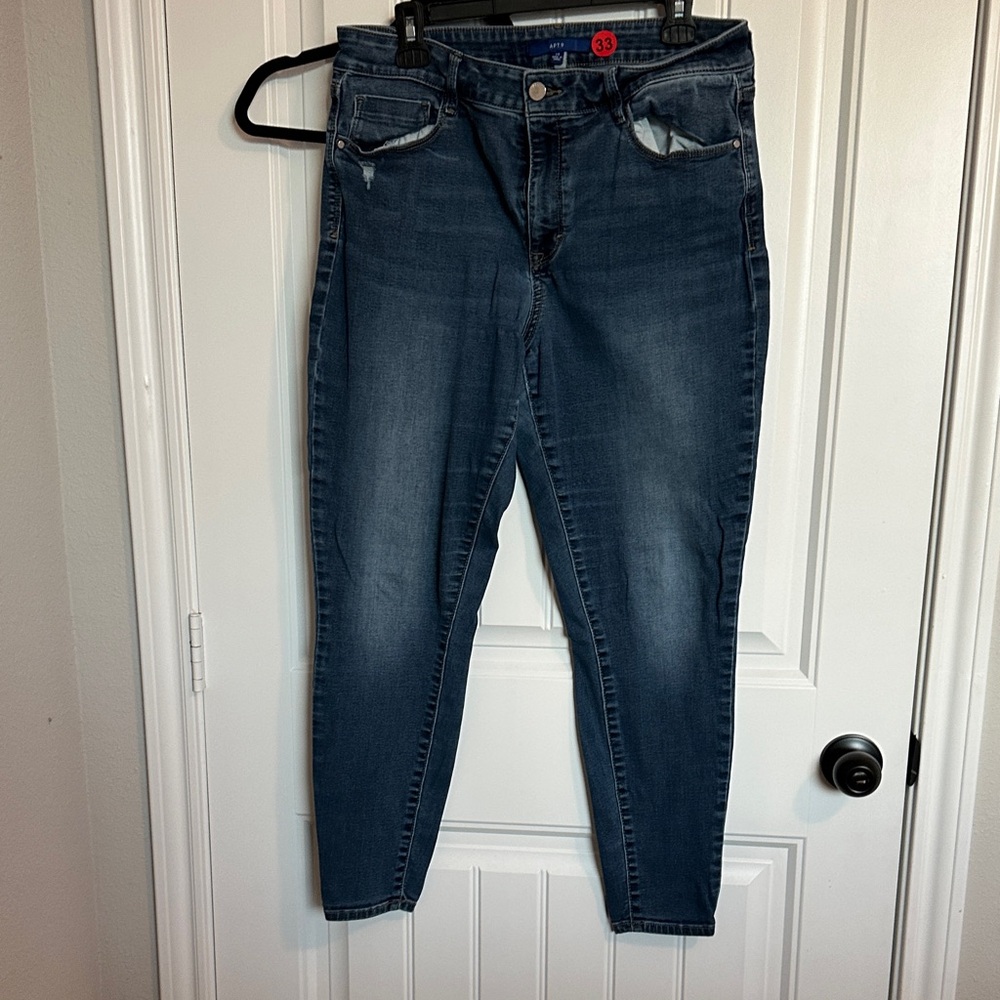 ❤️Apt. 9 Women's Dark Blue Skinny Jeans